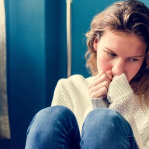Ragazza triste